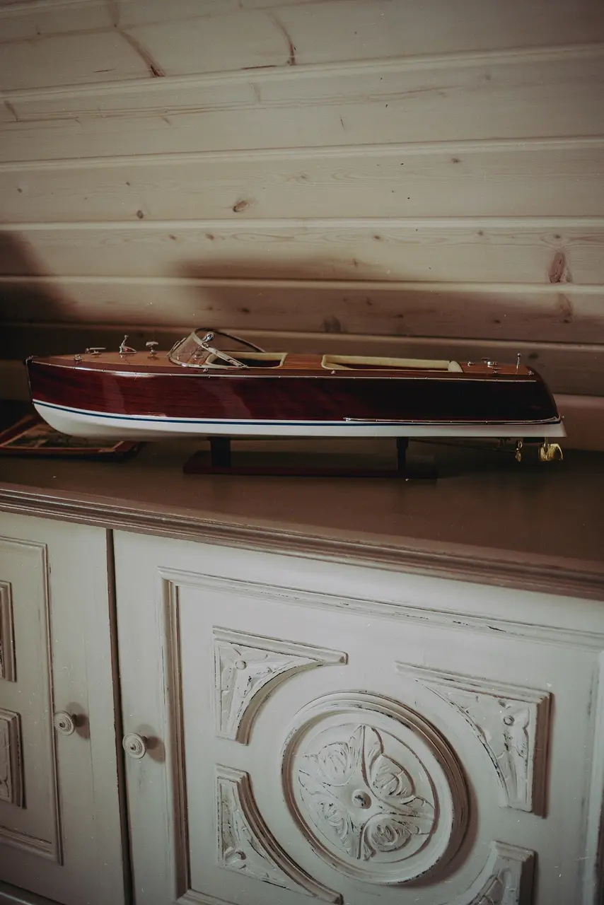 Zatoka Tataraku. Model motorówki. Zatoka Tataraku. Model motorówki.